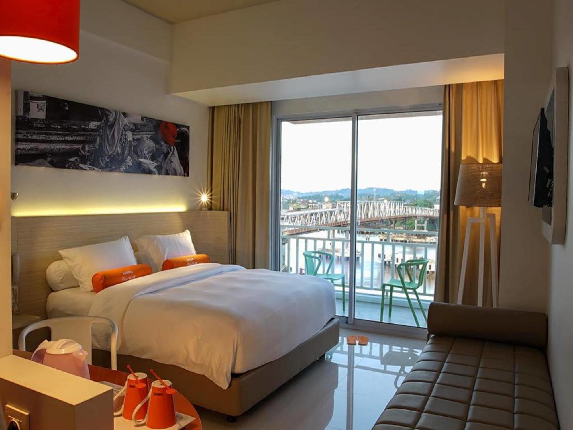 Harris Hotel Samarinda Eksteriør bilde